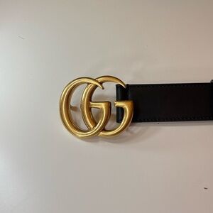 Gucci Black Leather Belt with Gold GG Double G Buckle